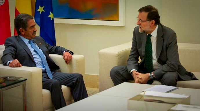 Miguel Ángel Revilla y Mariano Rajoy, en una cita en La Moncloa.