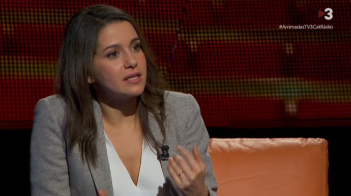 Un momento de la entrevista a Inés Arrimadas en TV3.