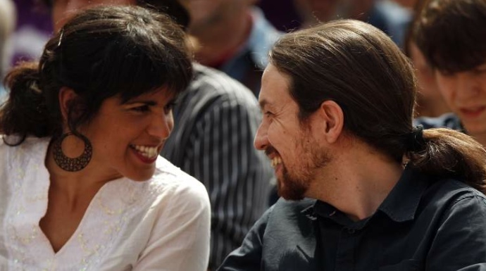 La líder andaluza de Podemos, Teresa Rodríguez, junto a Pablo Iglesias.