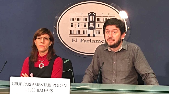 Los representantes de Podemos en el Parlamento de Baleares.