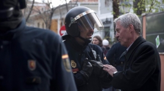 Absuelven a Verstrynge de pegar a un policía cuando protestaba contra Felipe VI