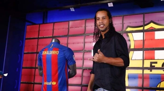 El exjugador y nuevo embajador del Barcelona Ronaldinho