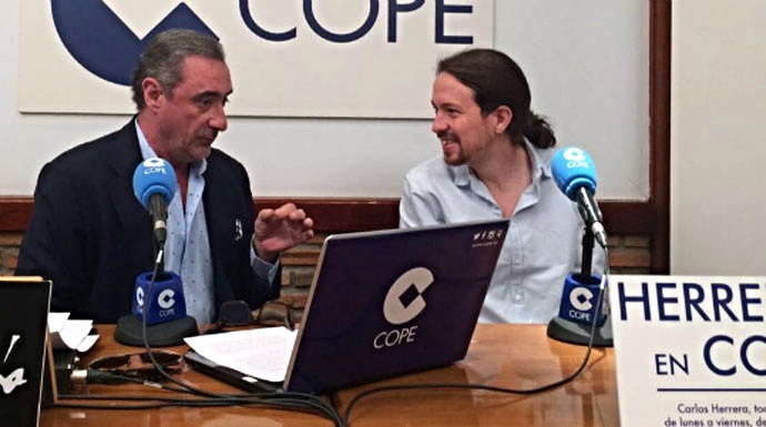 Carlos Herrera y Pablo Iglesias, en la última entrevista del de Podemos en COPE.
