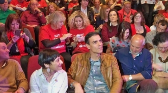 Los de Pedro Sánchez acusan a Susana de meter la mano en la caja del PSOE para sus gastos