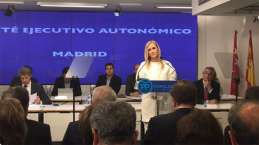 Cifuentes revoluciona el PP de Madrid con su plan para recuperar 50 alcaldías