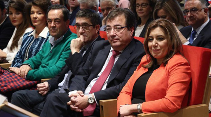 Más madera para las primarias del PSOE con el caso Feval.