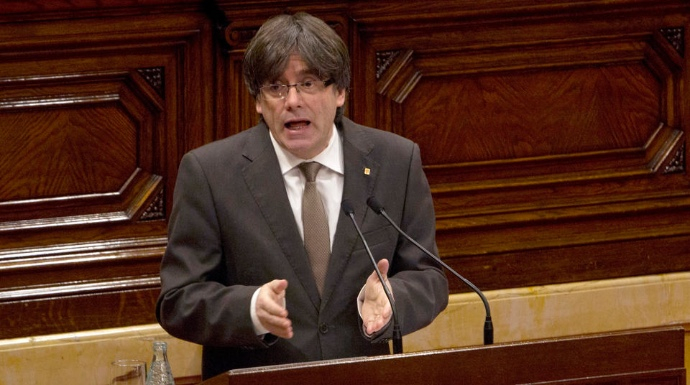 El presidente de la Generalitat, Carles Puigdemont, en el Parlament.