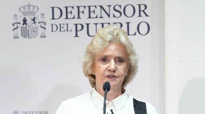Soledad Becerril, Defensora de Pueblo