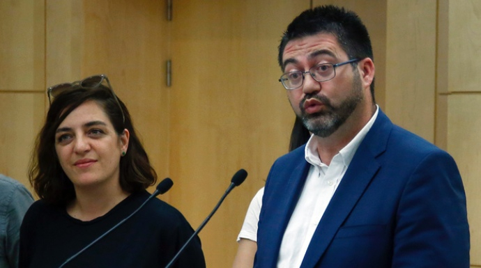 Los concejales de Ahora Madrid, Carlos Sánchez Mato y Celia Mayer.