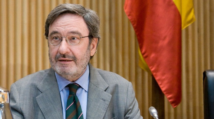 Narcís Serra, presidente procesado de Catalunya Caixa, en el Congreso en 2012