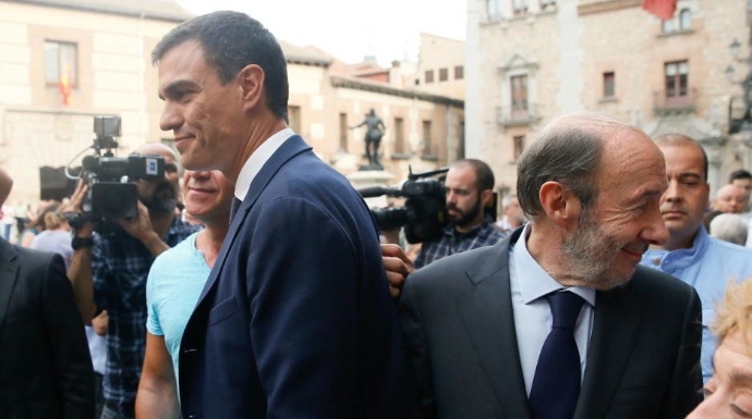 Iglesias propone a Sánchez la venganza perfecta contra Rubalcaba y el viejo PSOE