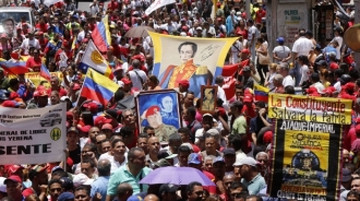 Maduro se crece y prohíbe a la oposición concurrir a las elecciones a gobernador