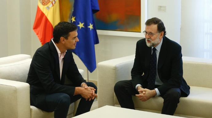 Rajoy y Pedro Sánchez, este lunes en el Palacio de La Moncloa para analizar el 1-O.