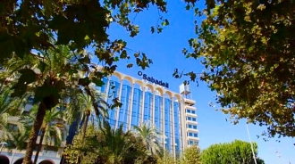 Banco Sabadell recibe la más hostil e inesperada de las bienvenidas tras su cambio de sede