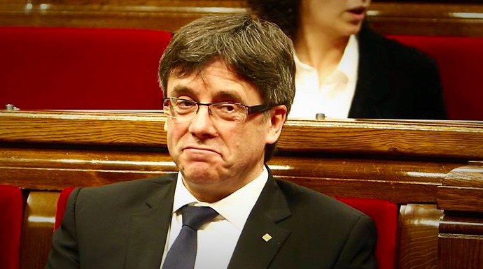 Carles Puigdemont, en una sesión del Parlament.