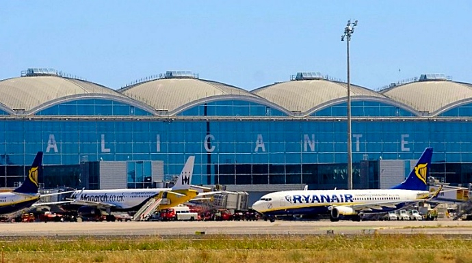 El aeropuerto de Alicante recibió 877.155 visitantes alemanes durante la anterior temporada.