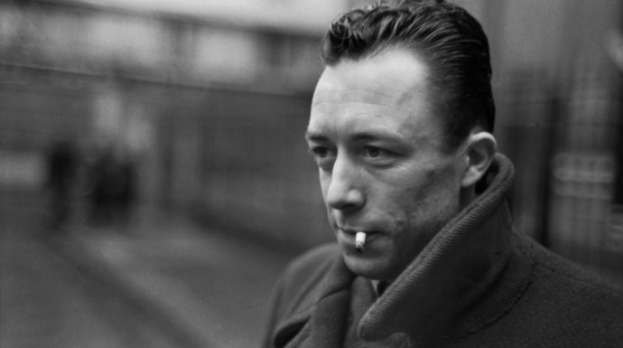 Camus, en uno de sus más célebres retratos