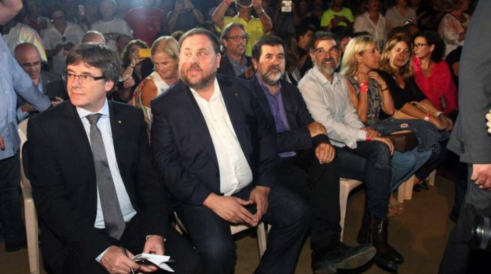 Puigdemont y Junqueras, el 31 de septiembre en el mítin de cierre de la "campaña" para el 1-O.