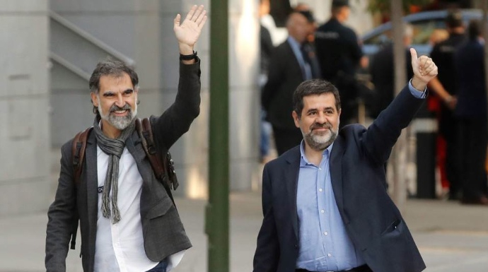 Jordi Cuixart (Ómnium) y Jordi Sánchez (ANC) el dia que declarararon e ingresaron en prisión.