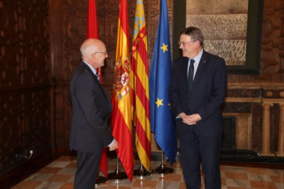 El embajador del Canadá, Matthew Lardin, recibido hace unos días en el Palau de la Generalitat por Ximo Puig