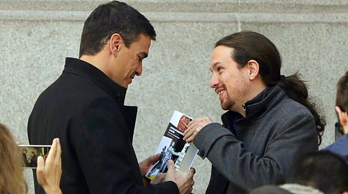 Pedro Sánchez y Pablo Iglesias, en una imagen de abril de 2016.