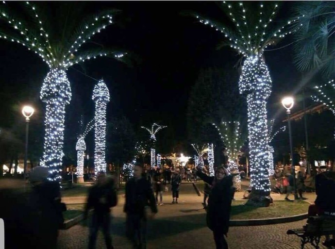 Imagen del fake que ha circulado en internet sobre la iluminación navideña atribuida a Gandia