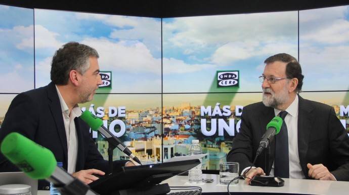 Rajoy en los estudios de Onda Cero.