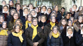 La mascarada continúa: un ejército de clones de Puigdemont rodeará el Parlament