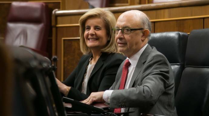 Fátima Báñez y Cristóbal Montoro: de ellos depende el empleo privado y el público
