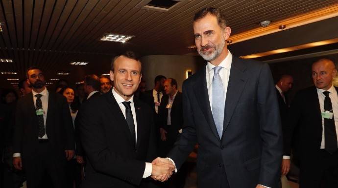 Macron y el Rey, hace unas semanas en Davos