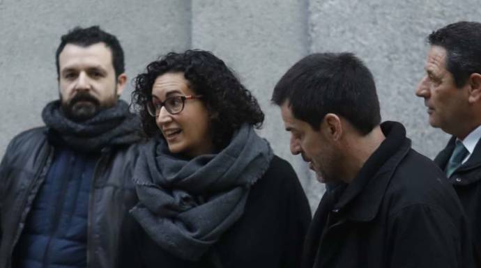 La secretaria general de ERC, Marta Rovira, a su llegada este lunes al Tribunal Supremo.