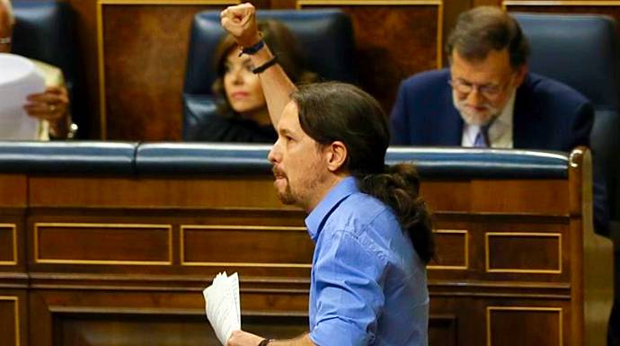 Pablo Iglesias durante la investidura de Rajoy en agosto de 2016.