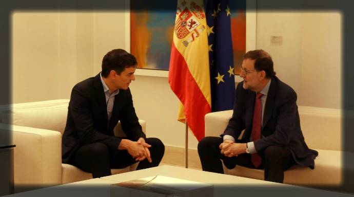 Rajoy y Sánchez, en julio de 2017 en Moncloa