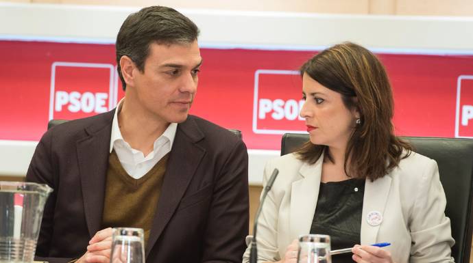 Pedro Sánchez y Adriana Lastra, este lunes en la reunión de la Ejecutiva Federal del PSOE.