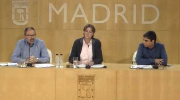 Los responsables del Ayuntamiento de Madrid, este viernes ante los periodistas.