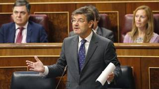 La bronca antológica del ministro Catalá al portavoz del PDeCAT retumba en el Congreso