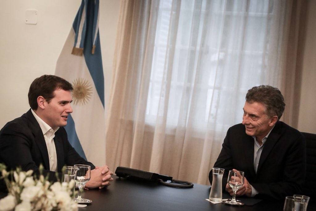 Albert Rivera, este jueves durante su entrevista en Buenos Aires con el presidente argentino, Mauricio Macri.