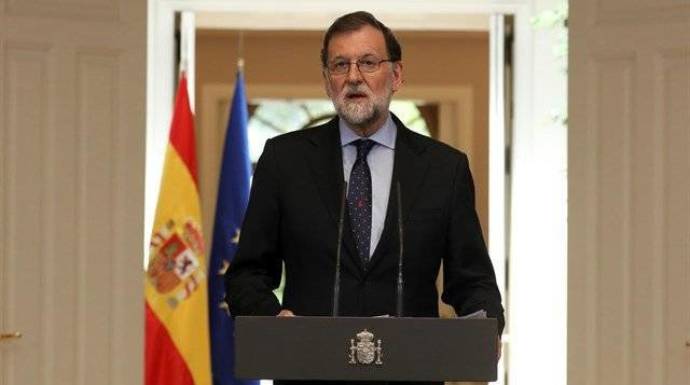 Rajoy, este viernes durante su declaración institucional sobre el fin de ETA.