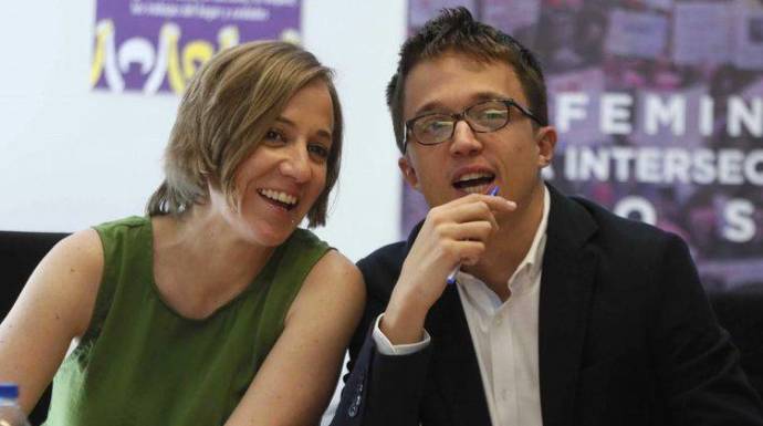 Íñigo Errejón, candidato de Podemos a la Comunidad de Madrid, junto a Tania Sánchez.