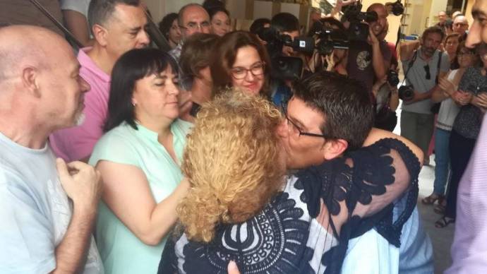 Jorge Rodríguez en su visita al Ayuntamiento de Ontinyent, tras salir en libertad
