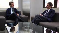 La reunión entre Casado y Aznar tiende puentes con la vieja guardia del PP