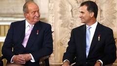 El PSOE salva al Rey Juan Carlos del 
