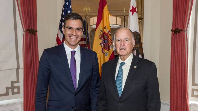 Sánchez con el gobernador de California, Jerry Brown