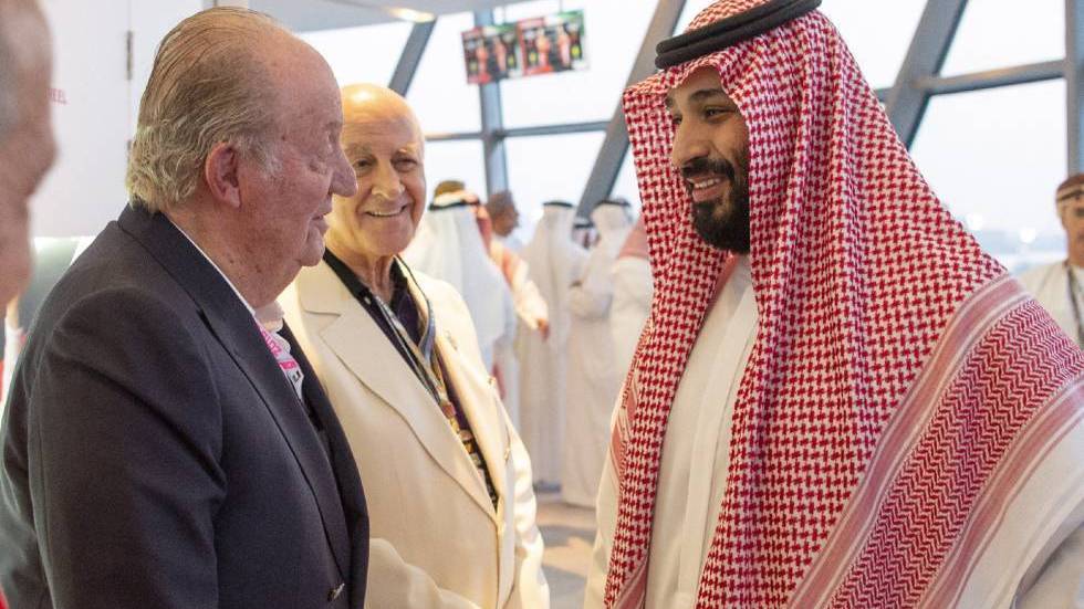 Don Juan Carlos y el príncipe Salmán, en la imagen de la polémica