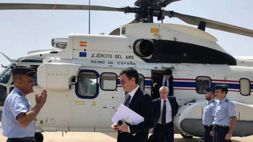 Pedro Sánchez, en un viaje en helicóptero oficial.