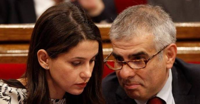 Inés Arrimadas y Carlos Carrizosa, en el Parlamento de Cataluña