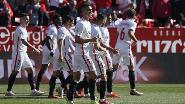 El Sevilla no dejó de celebrar goles en la segunda mitad
