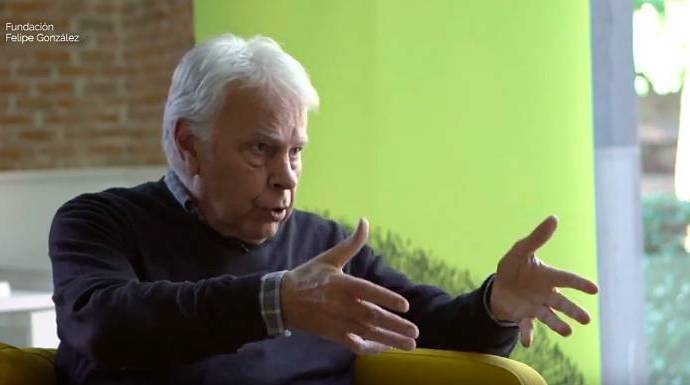 Felipe González, en un fotograma del vídeo distribuido por su fundación.