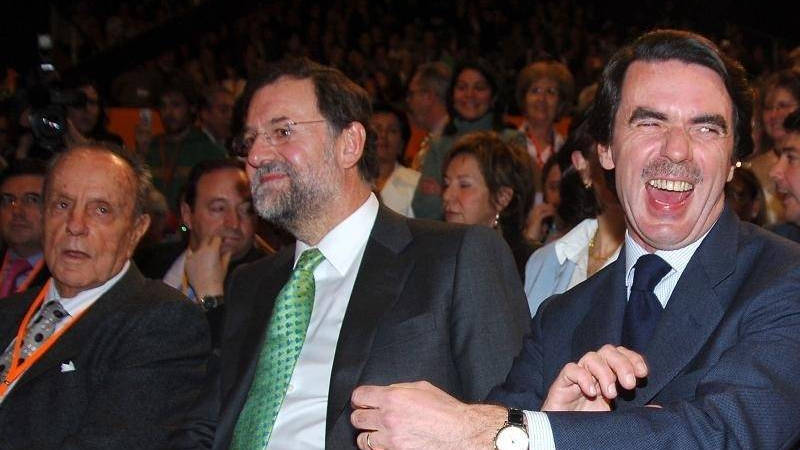 Fraga, Rajoy y Aznar, en una foto de archivo de hace una década