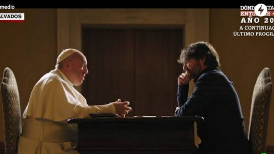 Évole, con el Papa para la entrevista que se emitirá este domingo